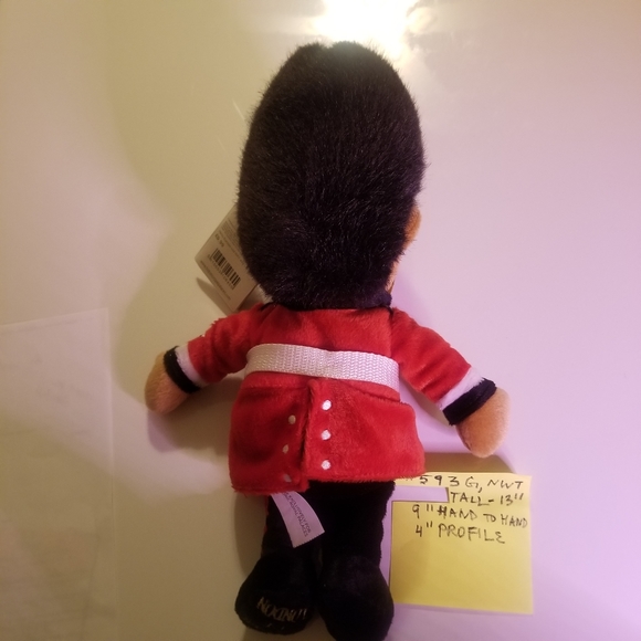 593G NWT Plush Soft Stuffed Tower of London Guardsman Bear Authentic Collectible - Picture 3 of 12